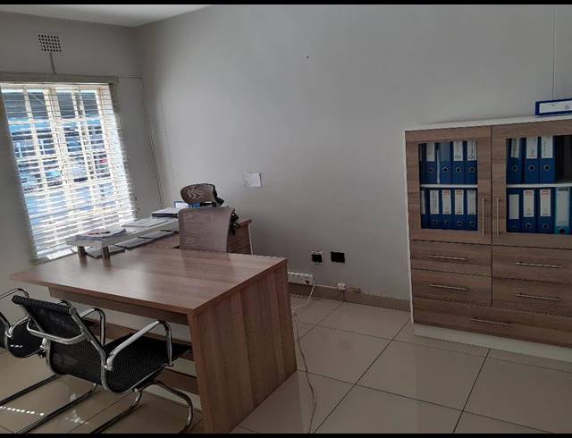 100M² OFFICE FOR SALE IN NELSPRUIT CENTRAL